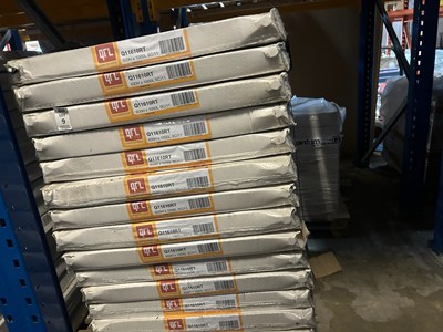 Lot 9 - PALLET OF 17 QUINN STANDARD PANEL RADIATORS...