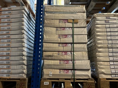 Lot 10 - PALLET OF 18 QUINN/WICKES STANDARD PANEL...
