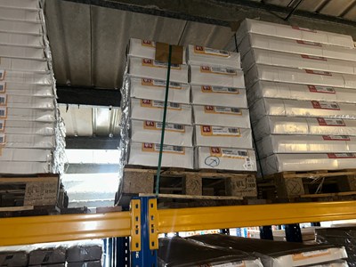Lot 30 - PALLET OF 24 QUINN STANDARD PANEL RADIATORS...
