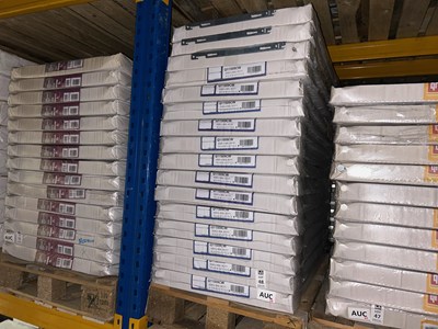 Lot 48 - PALLET OF 16 QUINN/WARMASTYLE STANDARD PANEL...
