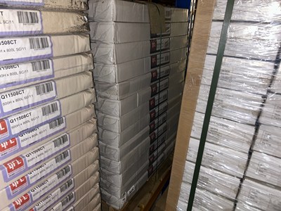 Lot 99 - PALLET OF 26 QUINN STANDARD PANEL RADIATORS...