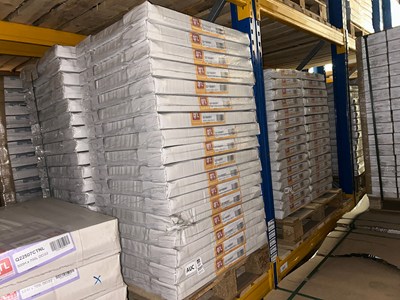 Lot 107 - PALLET OF 34 QUINN STANDARD PANEL RADIATORS...