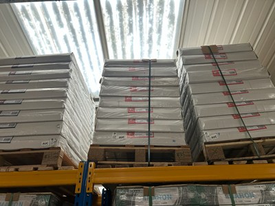 Lot 118 - PALLET OF 16 QUINN STANDARD PANEL RADIATORS...
