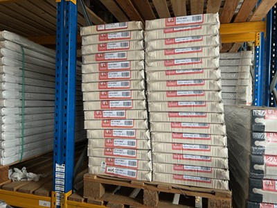 Lot 120 - PALLET OF 32 QUINN STANDARD PANEL RADIATORS...