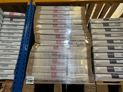 Lot 134 - PALLET OF 26 QUINN STANDARD PANEL RADIATORS...