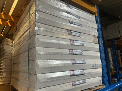 Lot 149 - PALLET OF 9 QUINN STANDARD PANEL RADIATORS T22...