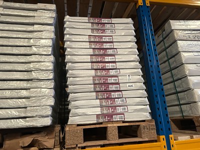 Lot 173 - PALLET OF 15 QUINN/WICKES STANDARD PANEL...