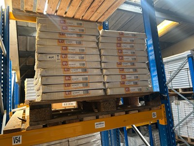 Lot 205 - PALLET OF 21 QUINN STANDARD PANEL RADIATORS...
