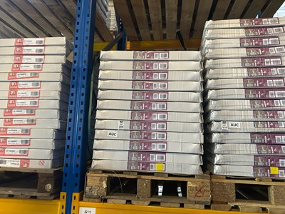 Lot 209 - PALLET OF 12 QUINN/WICKES STANDARD PANEL...
