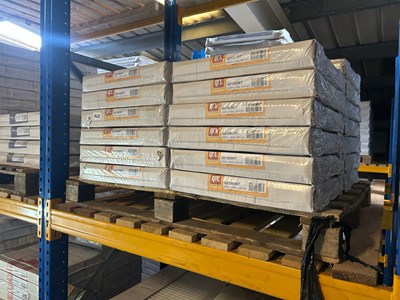 Lot 211 - PALLET OF 26 QUINN STANDARD PANEL RADIATORS...