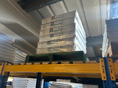 Lot 212 - PALLET OF 6 QUINN STANDARD PANEL RADIATORS T22...