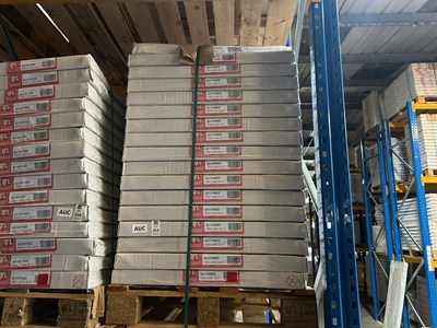 Lot 263 - PALLET OF 34 QUINN STANDARD PANEL RADIATORS...