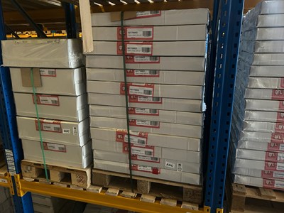 Lot 271 - PALLET OF 26 QUINN STANDARD PANEL RADIATORS...