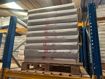 Lot 277 - PALLET OF 9 QUINN STANDARD PANEL RADIATORS T22...