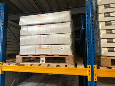 Lot 305 - PALLET OF 4 QUINN STANDARD PANEL RADIATORS T33...