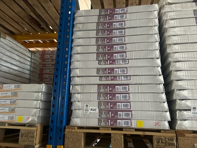 Lot 325 - PALLET OF 15 QUINN/WICKES STANDARD PANEL...