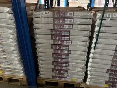 Lot 328 - PALLET OF 15 QUINN/WICKES STANDARD PANEL...