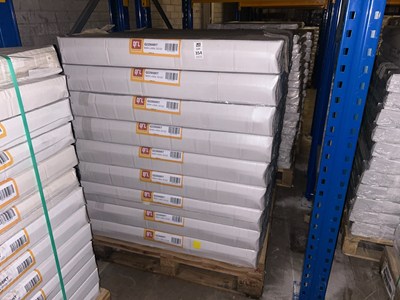 Lot 354 - PALLET OF 9 QUINN STANDARD PANEL RADIATORS T22...